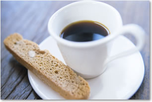 「朝食のコーヒー」